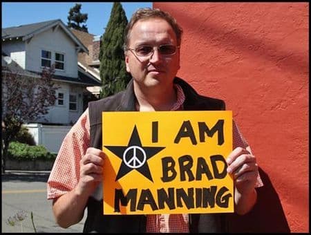 i_am_bradley_manning6.jpg