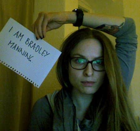 i_am_bradley_manning7.jpg