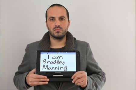 i_am_bradley_manning8.jpg