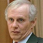 Sénateur Gordon J Humphrey. Photo : AP