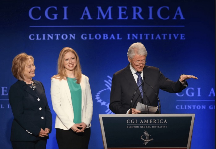 clinton-0123.jpg