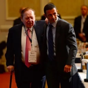 36142_6_adelson-bodyguard.jpg